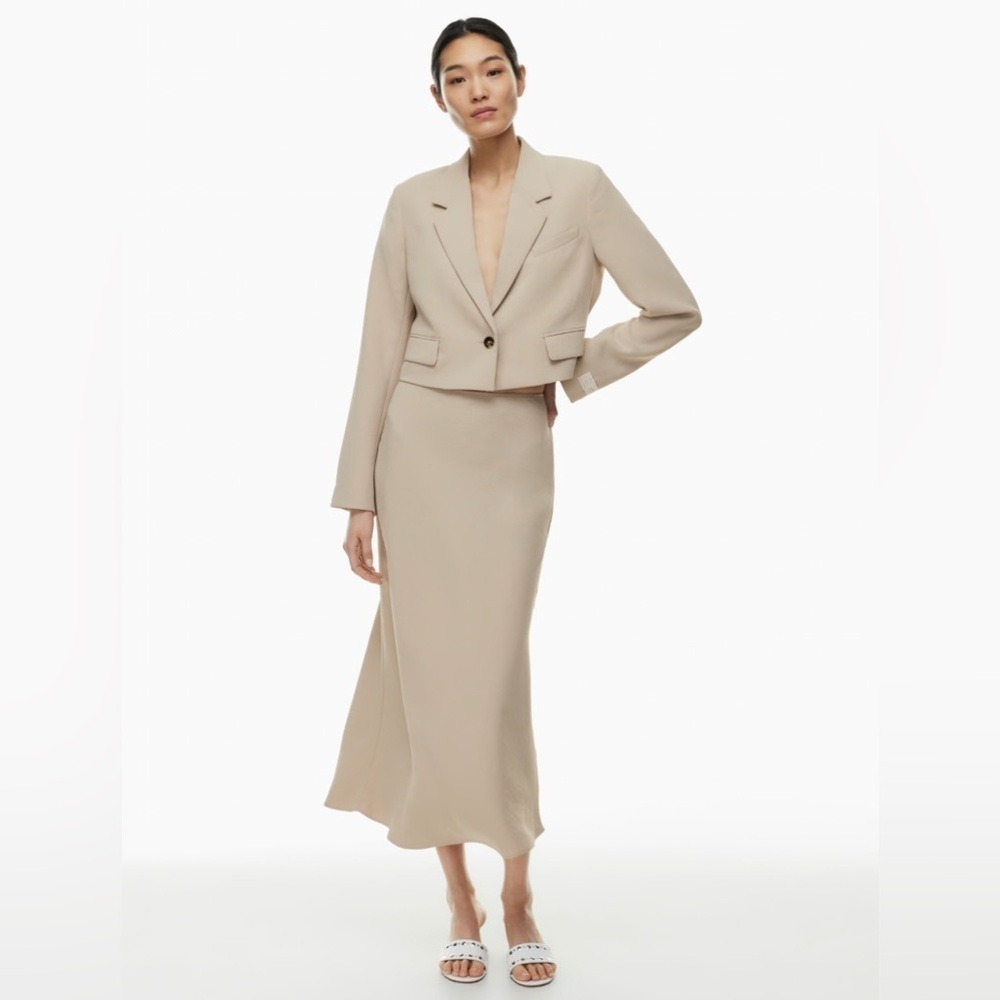 Aritzia Wilfred Generation Waist Blazer in Hummus Beige
